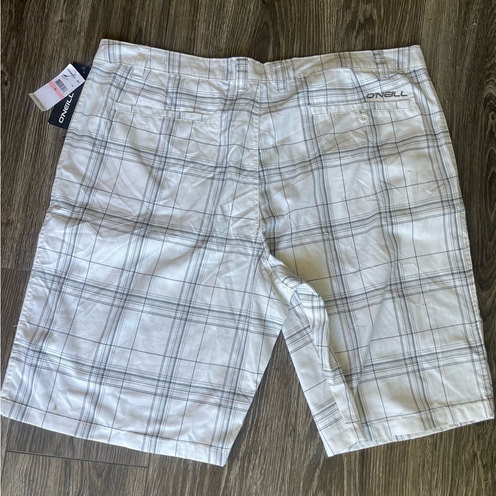 O’NEILL men’s shorts brand new size 40